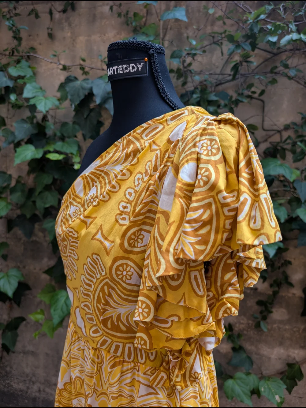 FARM Rio One-Shoulder Yellow & Cream Patterned Maxi Dress - Picture 6 of 13